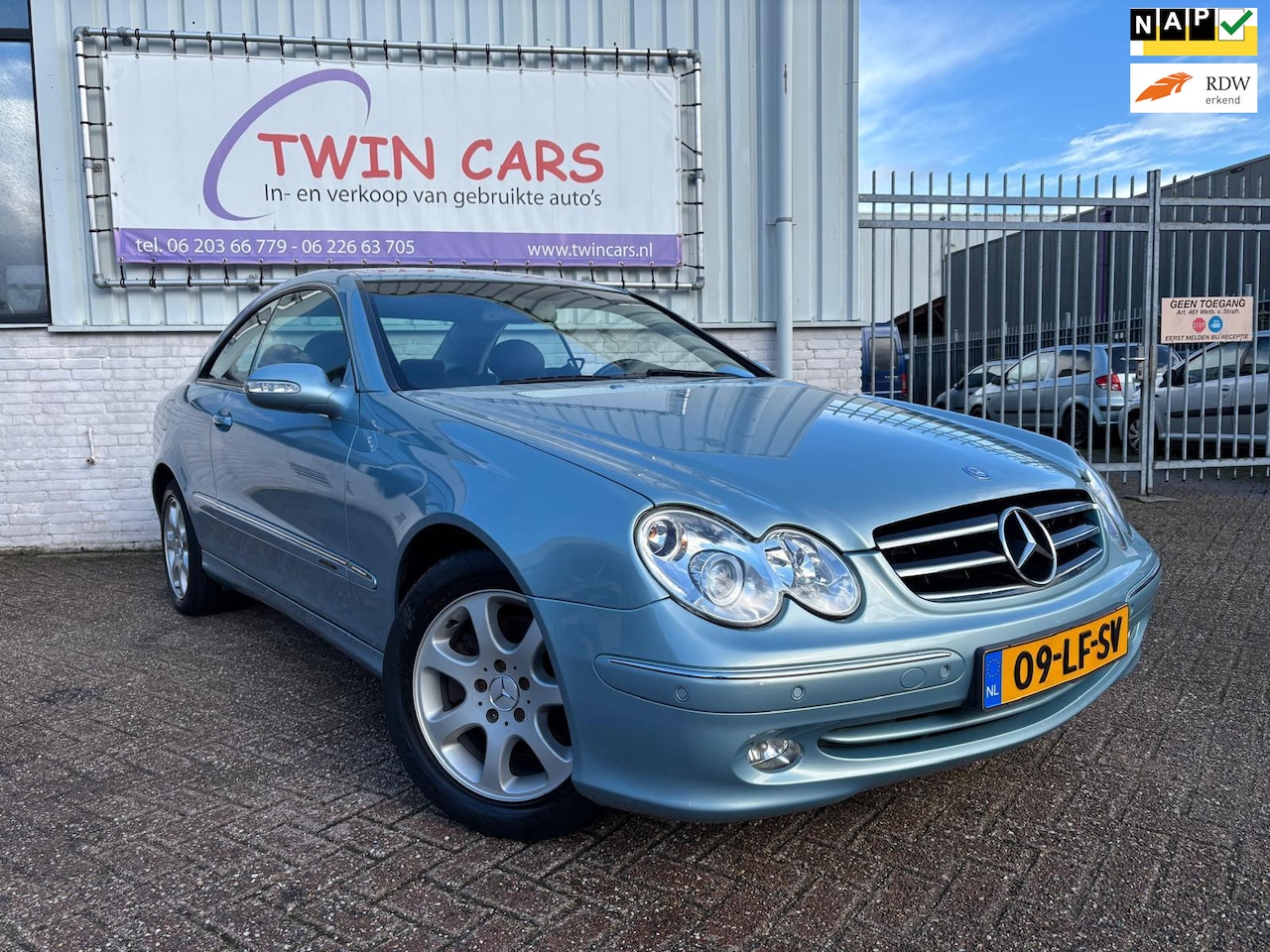 Mercedes-Benz CLK-klasse Coupé - 240 Elegance Leer Aut Airco - AutoWereld.nl