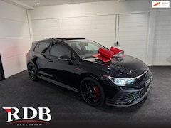 Volkswagen Golf - 8 GTI CLUBSPORT Pano, lage kmstand