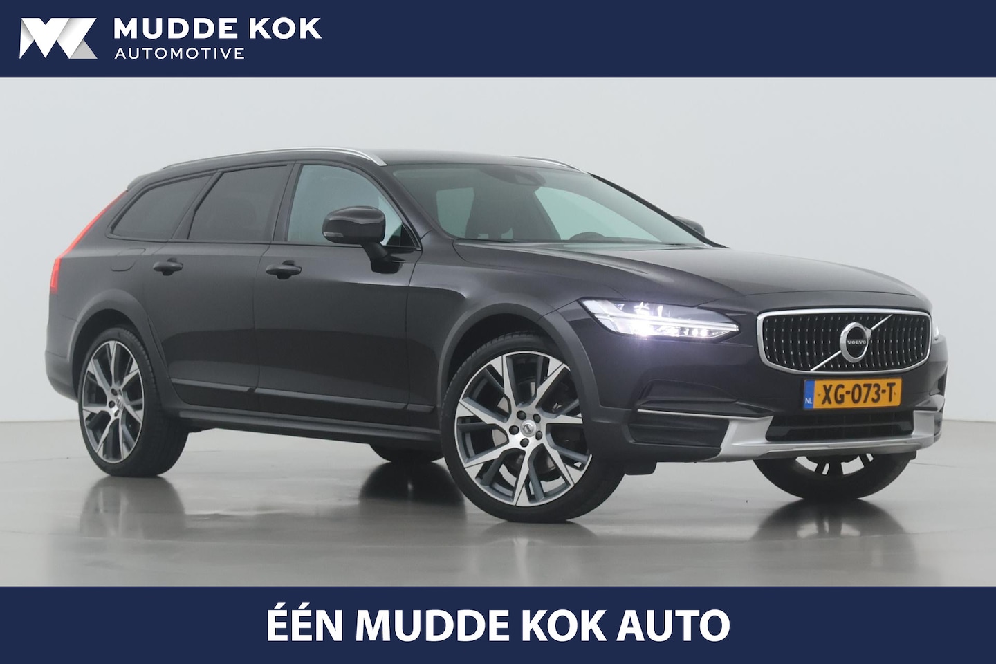 Volvo V90 Cross Country - CC T5 90th Anniversary Edition | 21 Inch | ACC | BLIS | Leder | Keyless | Camera - AutoWereld.nl