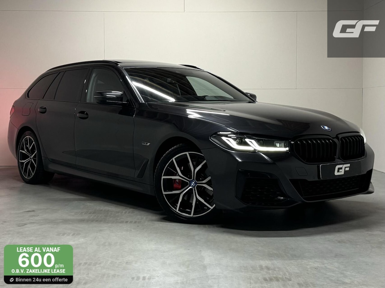 BMW 5-serie Touring - 530e M-Sport Pano Sfeer Leder Carplay Trekh. - AutoWereld.nl