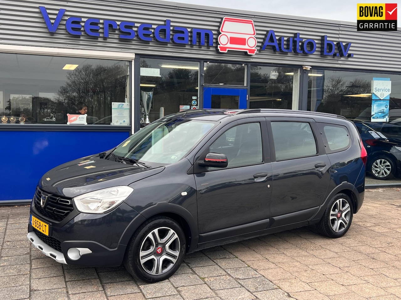 Dacia Lodgy - 1.3 TCe Tech Road 7p. Navi, trekhaak enz.. - AutoWereld.nl