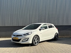 Hyundai i30 - 1.6 GDi Blue 135PK 5d i-Motion Plus I Bluetooth I Camera I Parkeersensoren I Navigatie