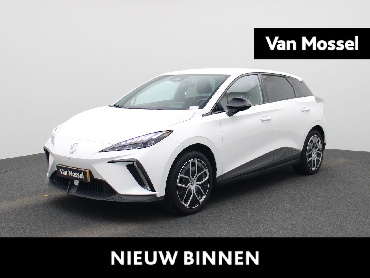 MG 4 - 64 kWh Luxury | Automaat | Navigatie | Climate Control | Apple Carplay / Android Auto | Ad - AutoWereld.nl