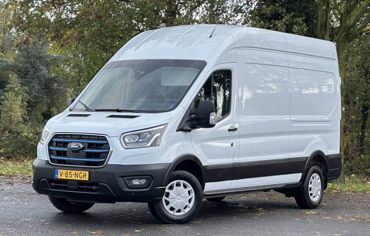 Ford E-Transit - 350 L3H2 Trend 68kWh - AutoWereld.nl