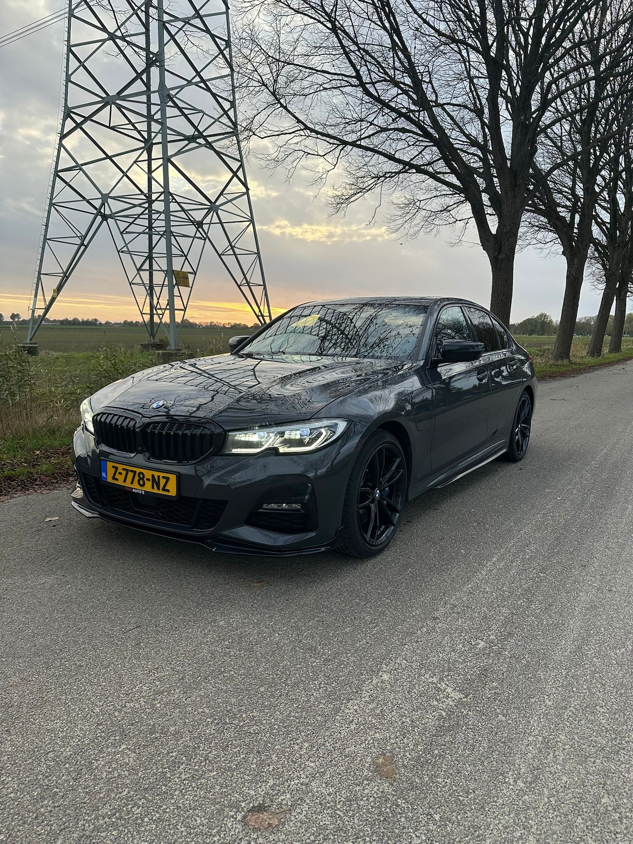 BMW 3-serie - 330e Edition M Sport Laser/ Pano/Headup/Harman/19inch - AutoWereld.nl