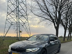 BMW 3-serie - 330e Edition M Sport Laser/ Pano/Headup/Harman/19inch