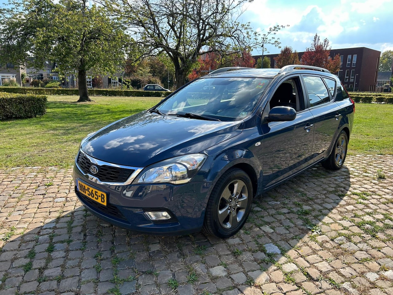 Kia Cee'd Sporty Wagon - lm velgen , Airco, - AutoWereld.nl