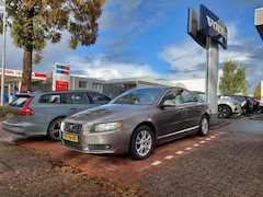 Volvo S80 - 2.5 T Momentum Dealer onderhouden Dak Leer Clima Cruise Premium sound Origineel NL Stoelve