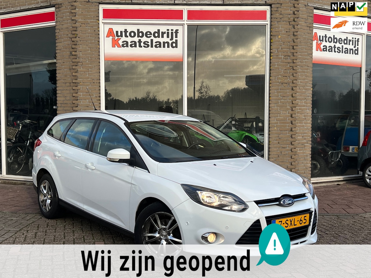 Ford Focus Wagon - 1.6 TDCI ECOnetic Lease Titanium - Cruise - Start Stop - - AutoWereld.nl