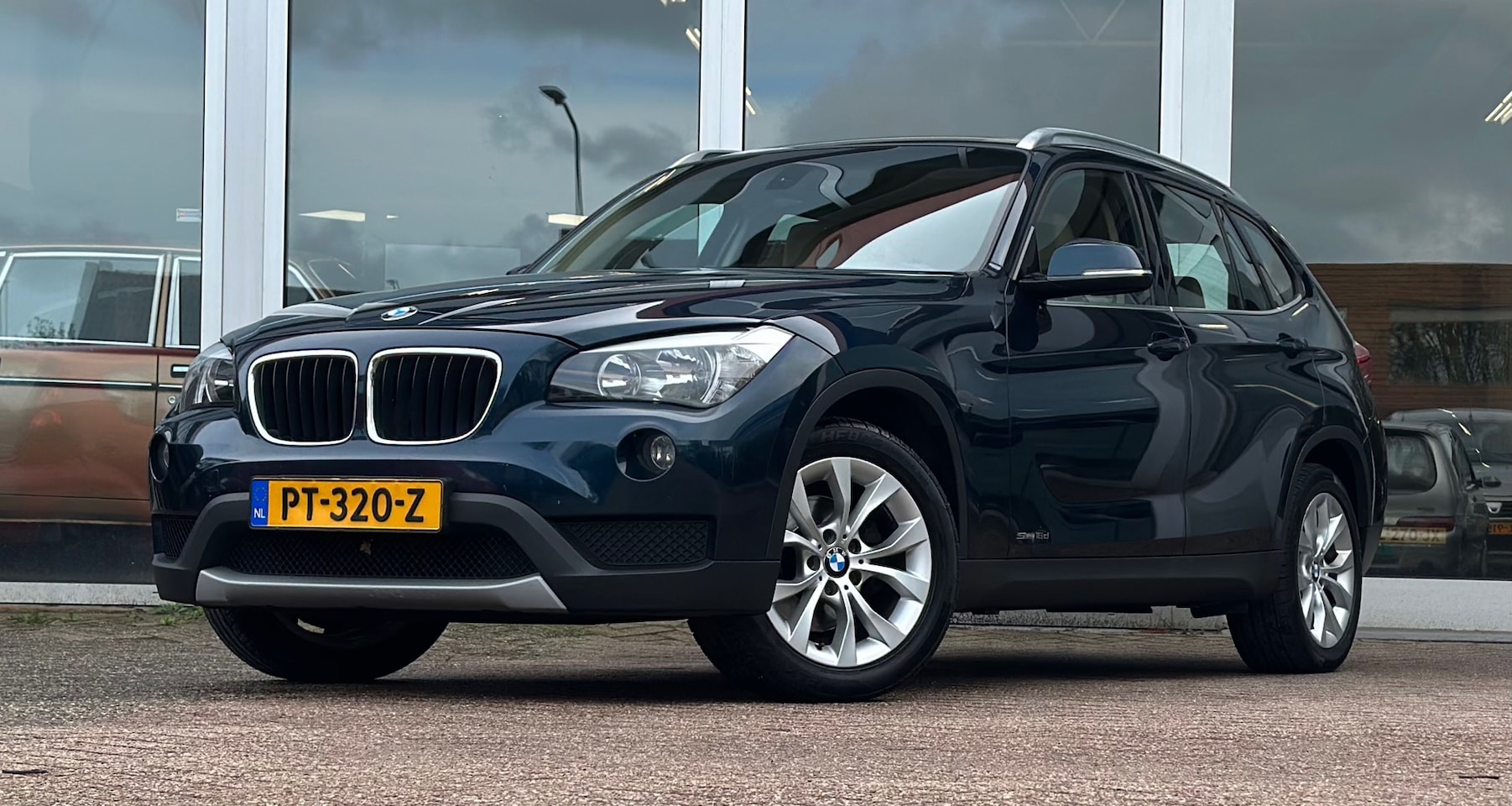 BMW X1 - SDrive16d High Executive Navi Leer Trekhaak Bi Xenon Mooi! - AutoWereld.nl