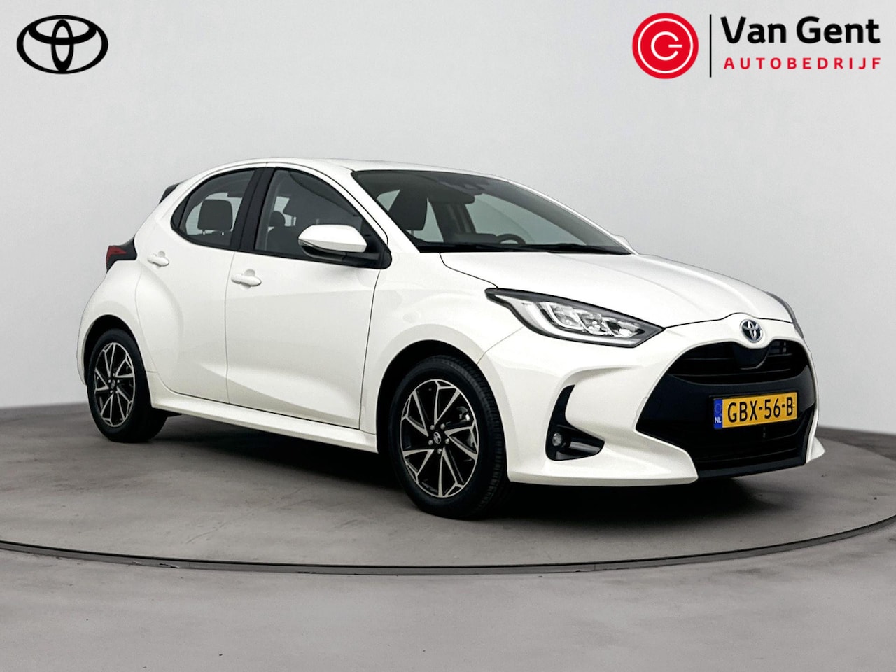 Toyota Yaris - 1.5 Hybrid Dynamic | Apple Carplay / Android Auto | Keyless | Adaptive Cruise | Clima | Ca - AutoWereld.nl