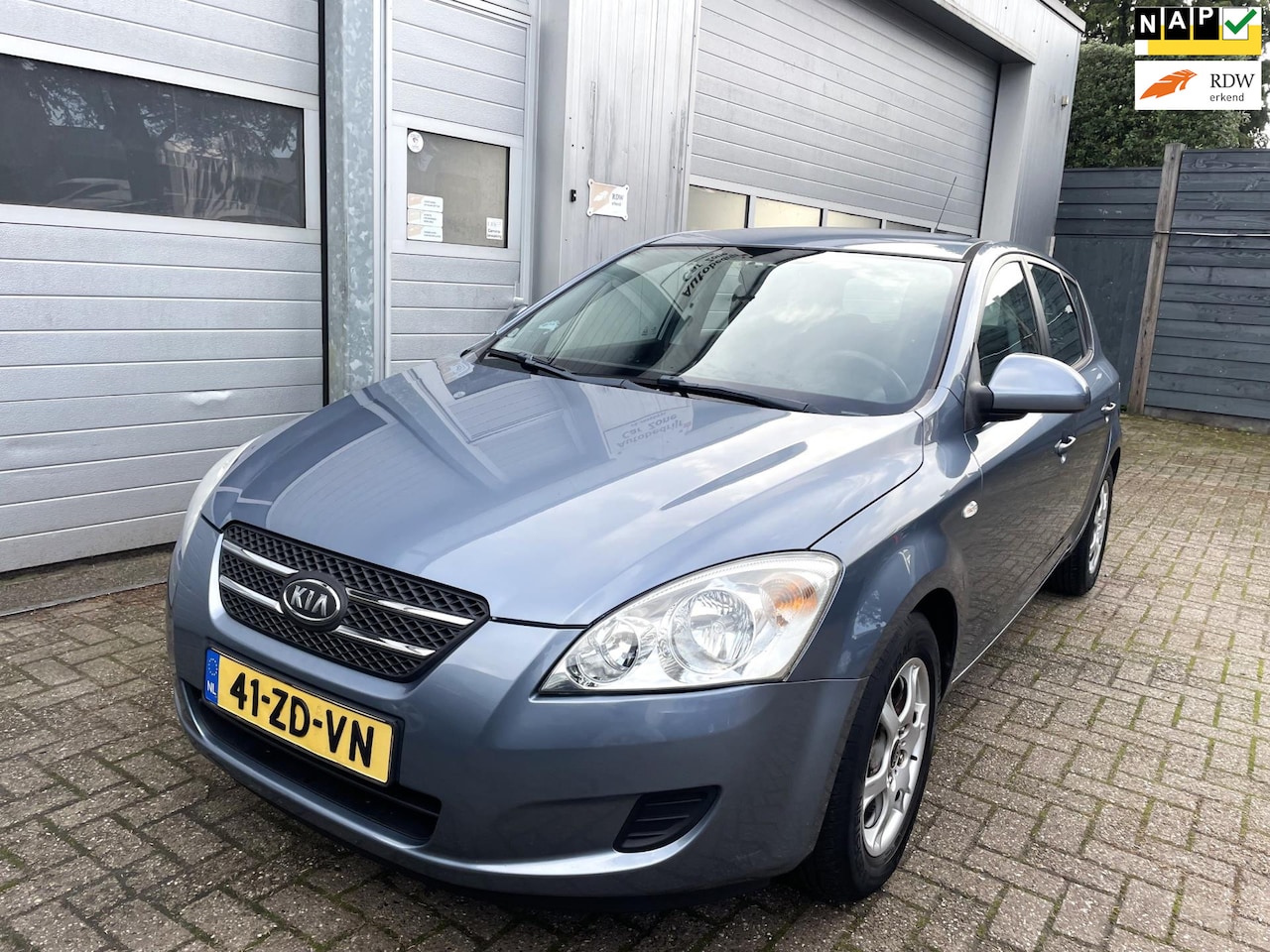Kia Cee'd - 1.4 X-tra 5DR 2008-Airco-L.m.Velgen-APK 22-11-2026 - AutoWereld.nl