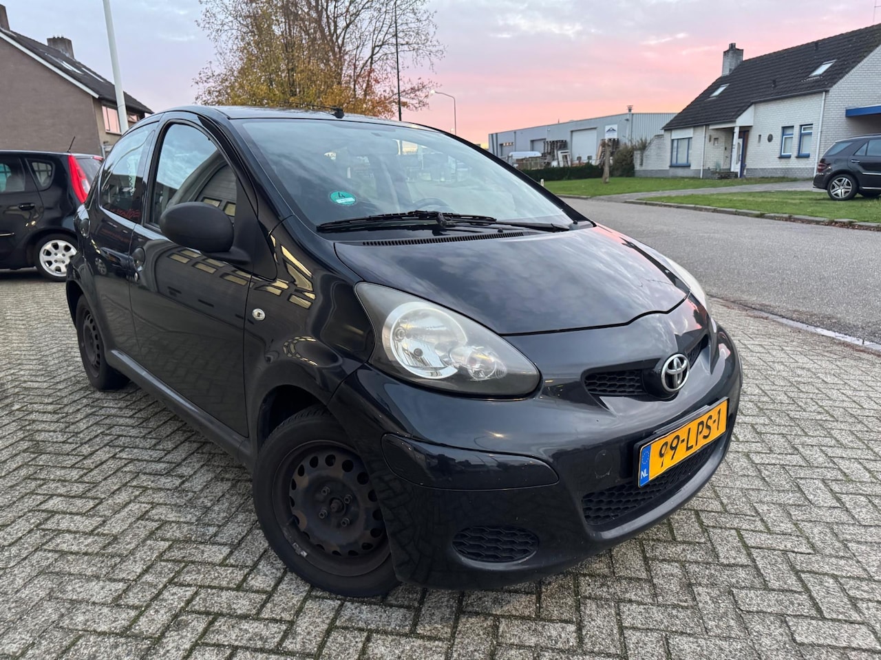 Toyota Aygo - 1.0-12V Access Airco, Inruilkoopje - AutoWereld.nl