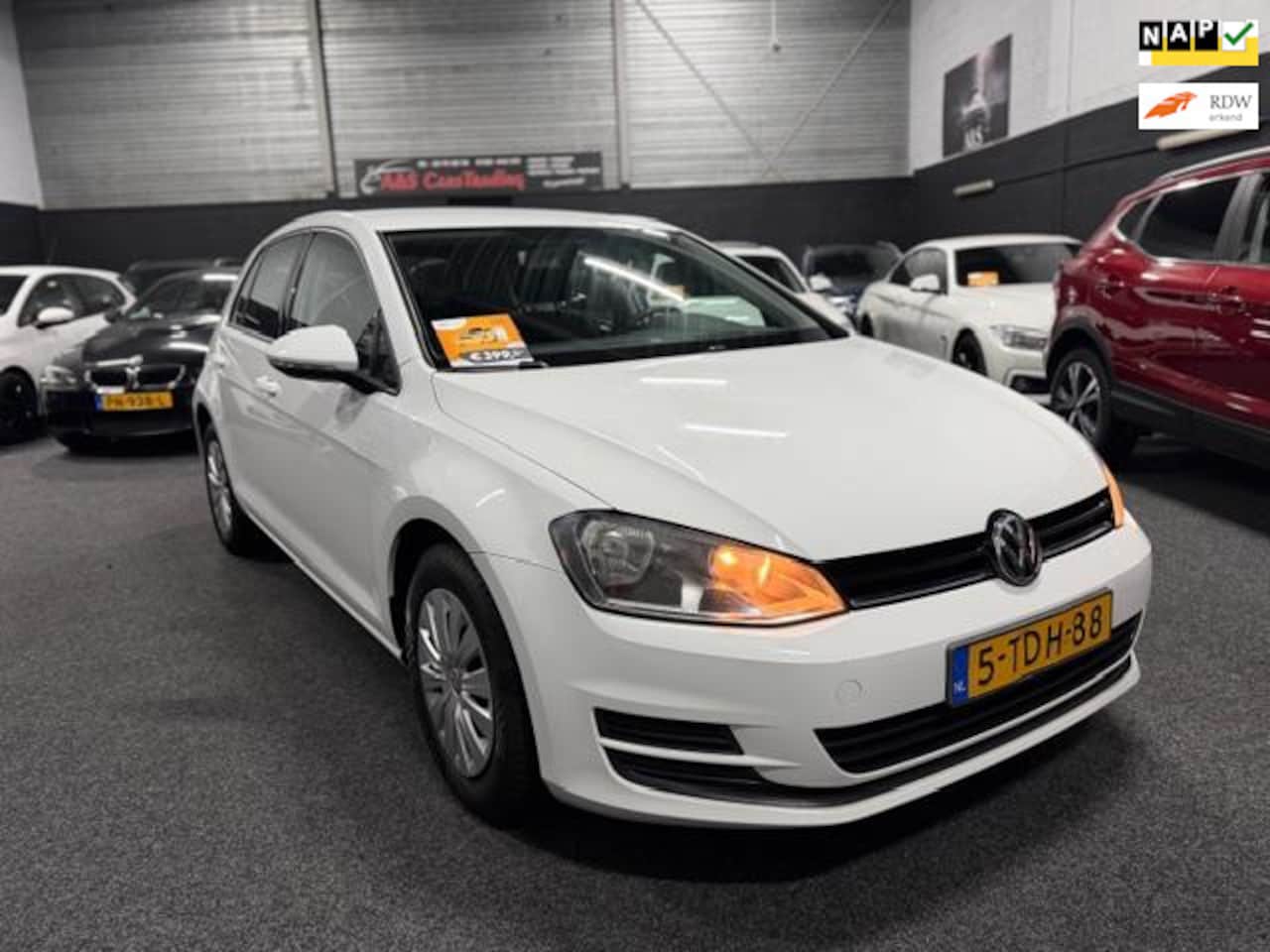 Volkswagen Golf - 1.2 TSI Trendline 1.2 TSI Trendline - AutoWereld.nl
