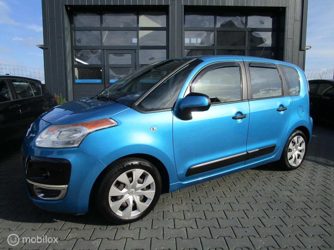 Citroën C3 Picasso - 1.6 VTi Aura 137dkm Airco Cruise Trekhaak - AutoWereld.nl