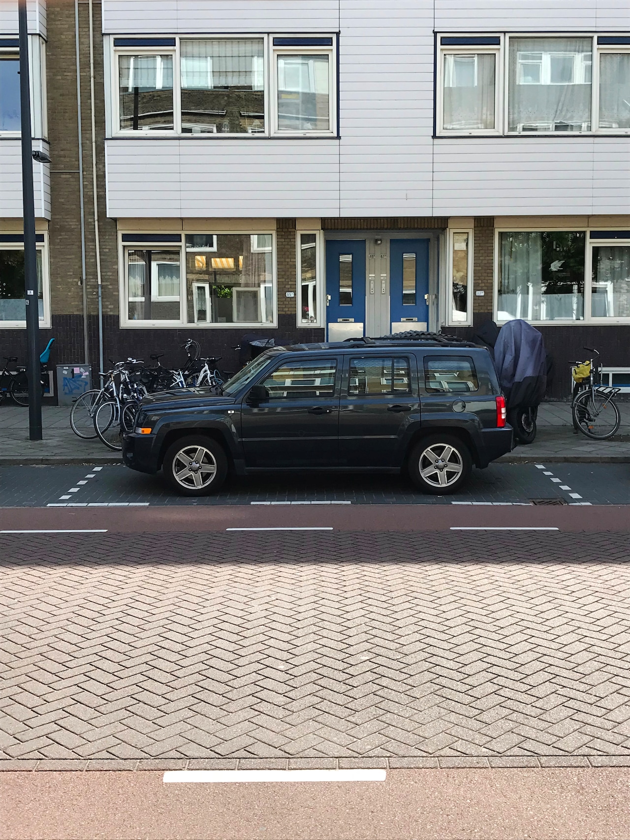 Jeep Patriot - 2.4 Sport Adventure 4WD, APK 30 juli 2026, Cruise control, Airco, Trekhaak, Isofix, Boston Audio, LM velgen - AutoWereld.nl