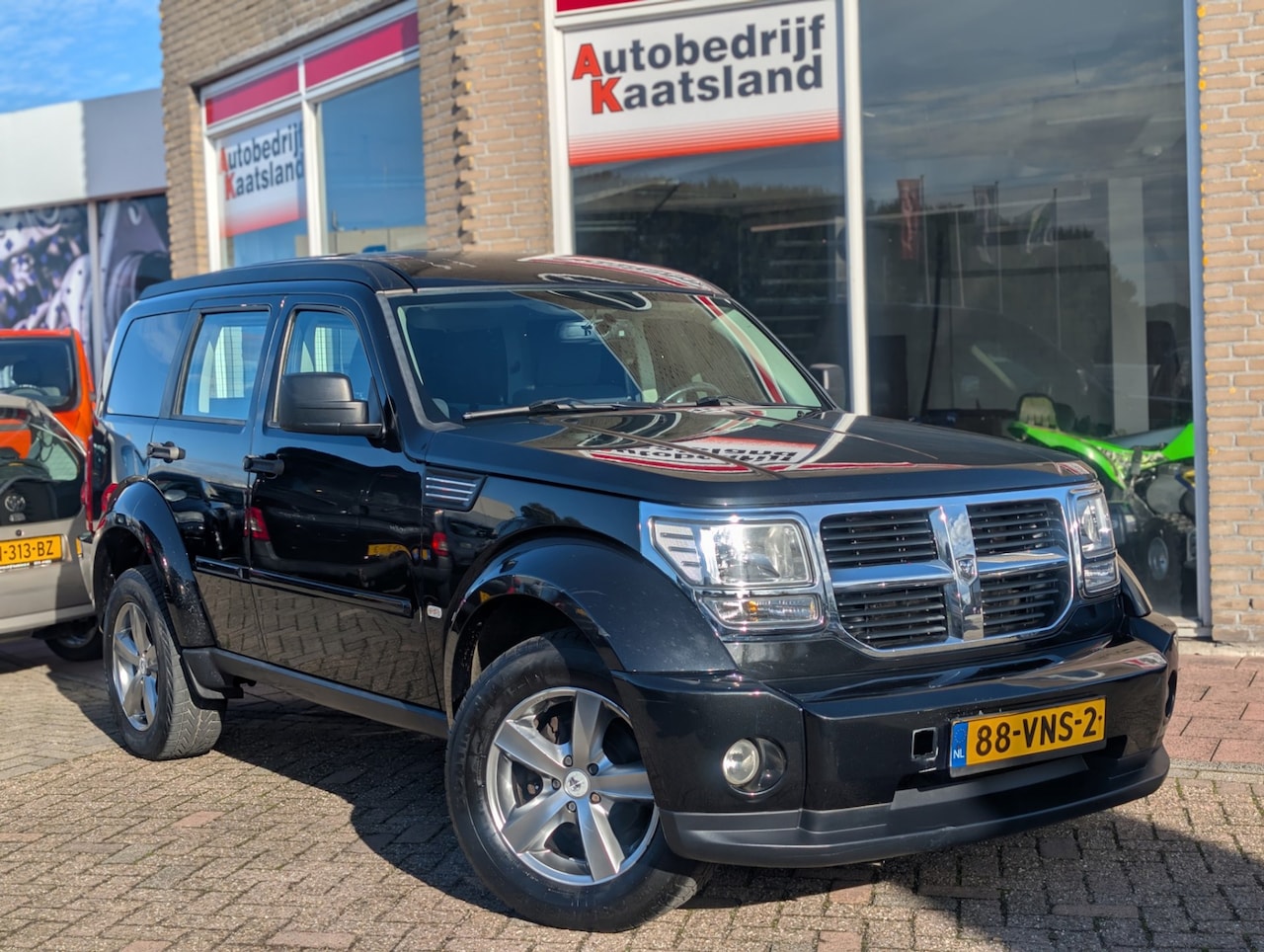 Dodge Nitro - 2.8 CRD SE Grijs kenteken - 4x4 - 6 Bak - Clima - Navi - 2008 - AutoWereld.nl