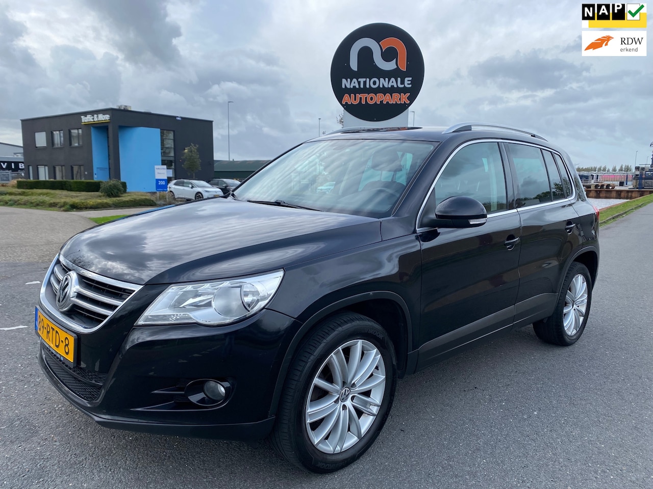 Volkswagen Tiguan - 2011 * 1.4 TSI Sport & Style | Zuinig, ruim en goed onderhouden - AutoWereld.nl