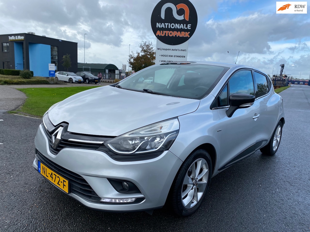 Renault Clio - 2017 * 1.5 dCi Ecoleader Limited * LMV * EURO 6 * LED - AutoWereld.nl