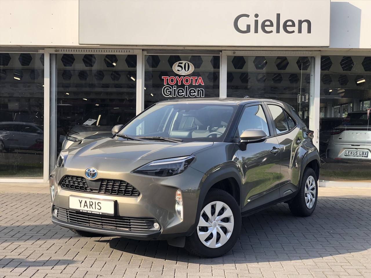 Toyota Yaris Cross - 1.5 Hybrid Active | Apple CarPlay/Android auto, LED, Parkeercamera, Adaptive cruise contro - AutoWereld.nl