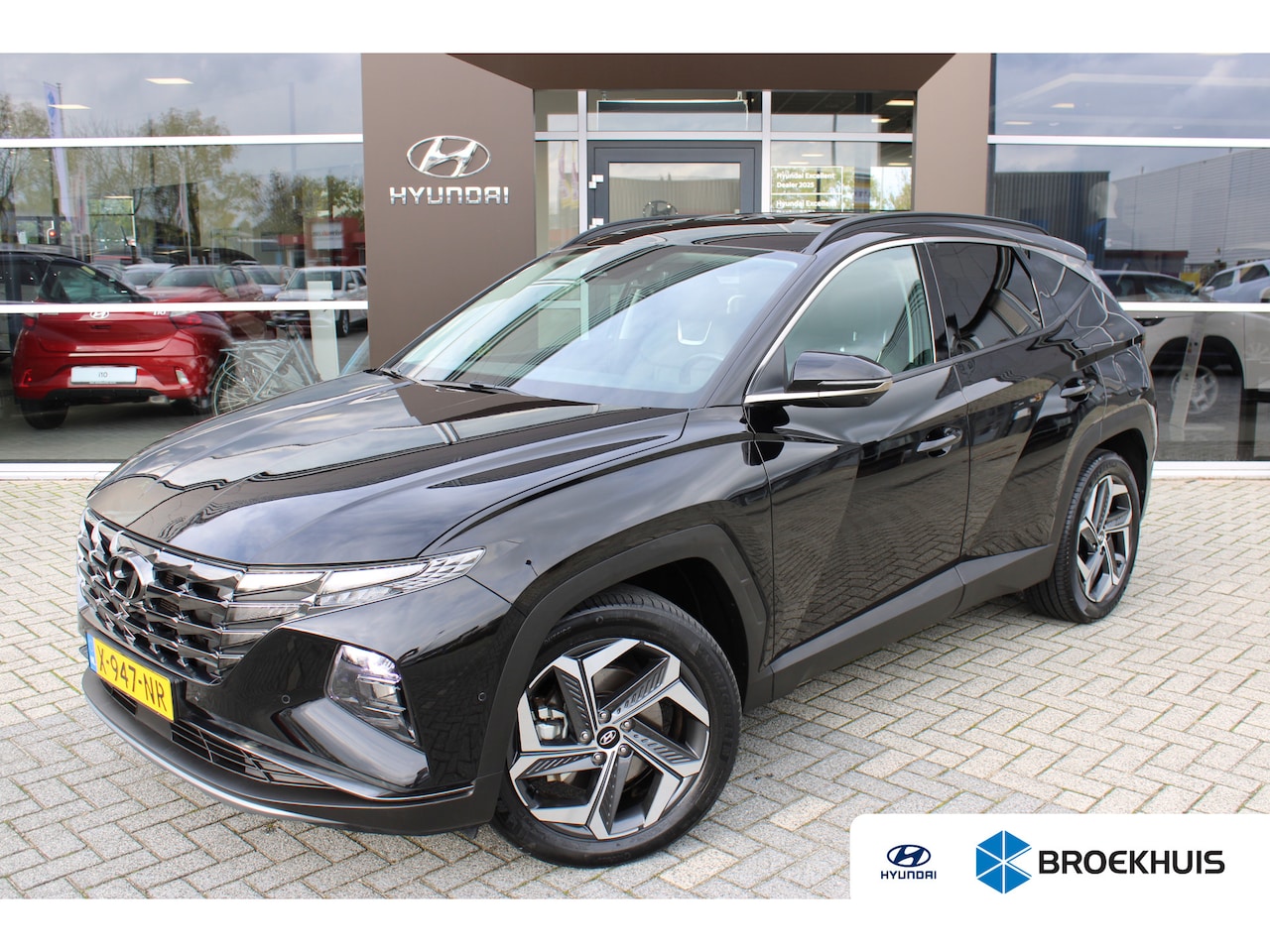 Hyundai Tucson - 1.6 T-GDI PHEV Premium 4WD | 360 camera | Adaptive Cruise Control | Lederen bekleding | El - AutoWereld.nl