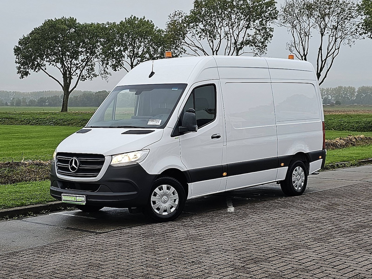 Mercedes-Benz Sprinter - 317 1.9 CDI L2H2 ac automaat EURO6 camera carplay cruisecontrol standkachel werkplaatsinri - AutoWereld.nl