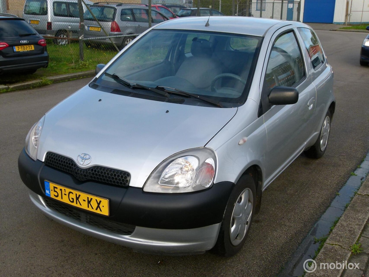 Toyota Yaris - 1.0-16V VVT-i Terra 1.0-16V VVT-i Terra - AutoWereld.nl