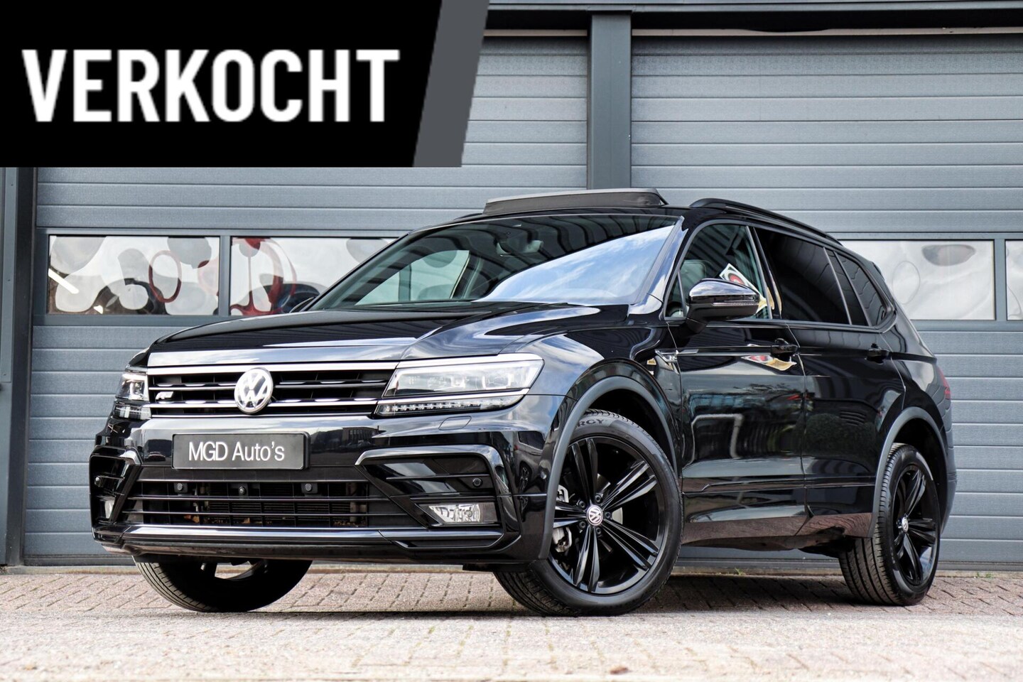 Volkswagen Tiguan Allspace - 1.5 TSI 2x R-Line 7P./LED/PANODAK/MEMORY/LEDER/360 CAMERA/KEYLESS/STOELVERW.! - AutoWereld.nl