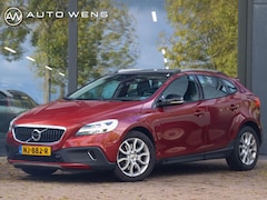 Volvo V40 Cross Country - 2.0 T3 Nordic+ 152PK Leder Pano Trekhaak