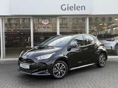 Toyota Yaris - 1.5 Hybrid Dynamic Plus | Stoelverwarming, 16 inch, LED, Apple CarPlay/Android Auto, Parke