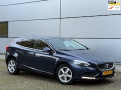 Volvo V40 - 2.0 D4 Momentum Business 2e Eignr |Xenon |Led |Stoelverw |Navi |Park Sensor |Start/Stop |N
