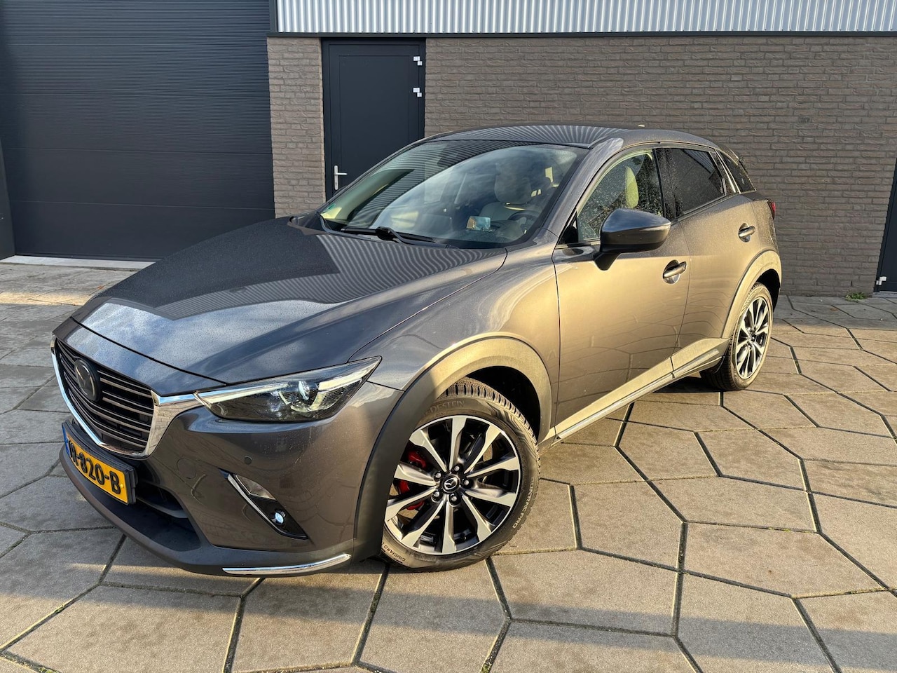 Mazda CX-3 - 2.0 SkyActiv-G 120 GT-M| BOSE|AUTOMAAT|TREKHAAK Afn.|ALL-Season banden| - AutoWereld.nl