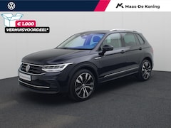 Volkswagen Tiguan - 1.5TSI/150PK Life R line DSG · Navigatie · Apple/Android Car Play · Stoel-& stuurverwarmin