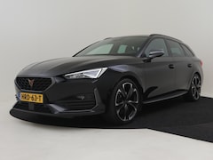 CUPRA Leon Sportstourer - 1.4 e-Hybrid VZ Performance 245pk | Trekhaak | Dodehoekdetectie l Super Sport Stuur l Adap