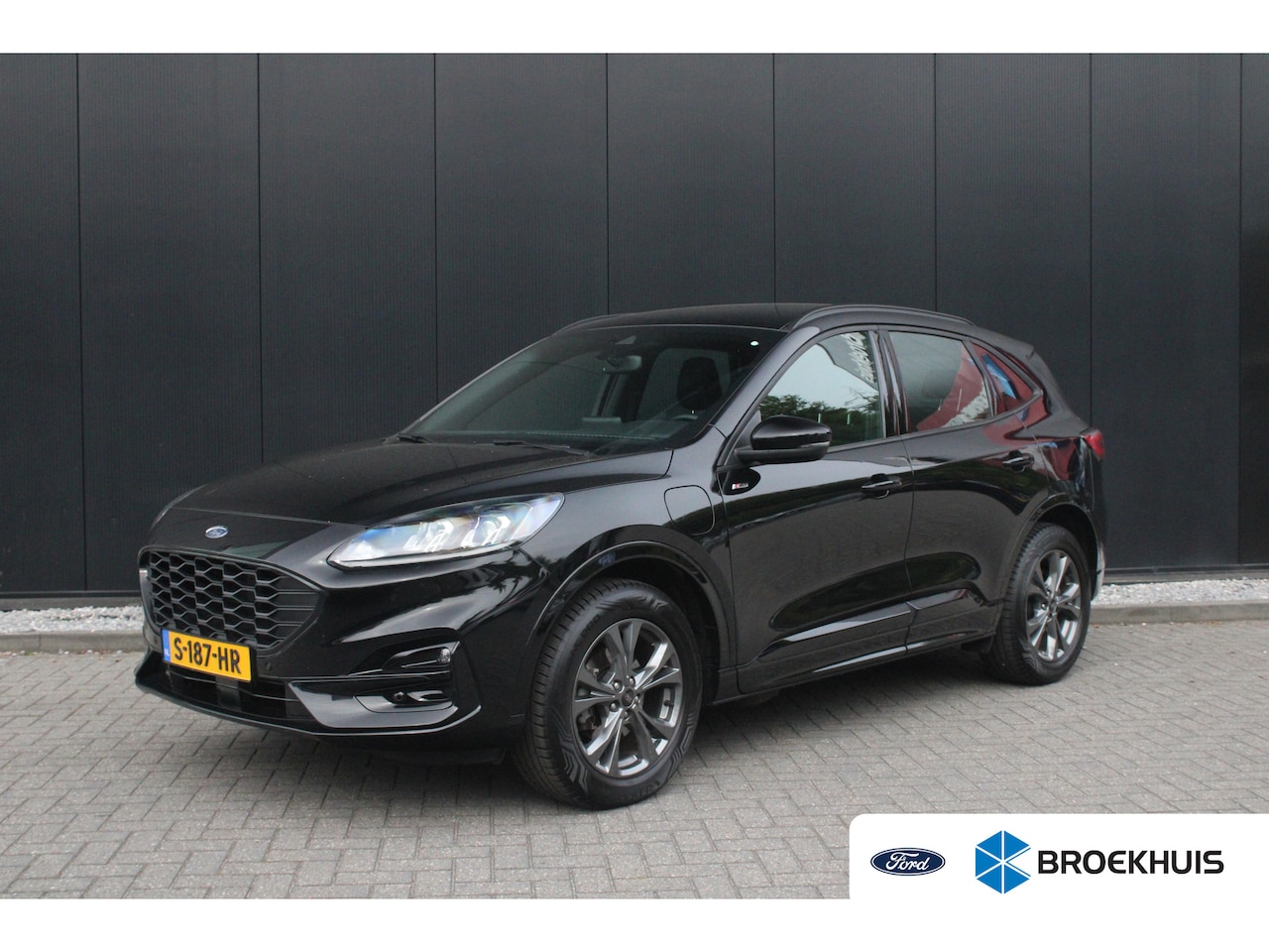 Ford Kuga - 2.5 PHEV ST-Line | NL-Auto | Standkachel | Clima | Parkeer-camera | 65km voledig electrisc - AutoWereld.nl