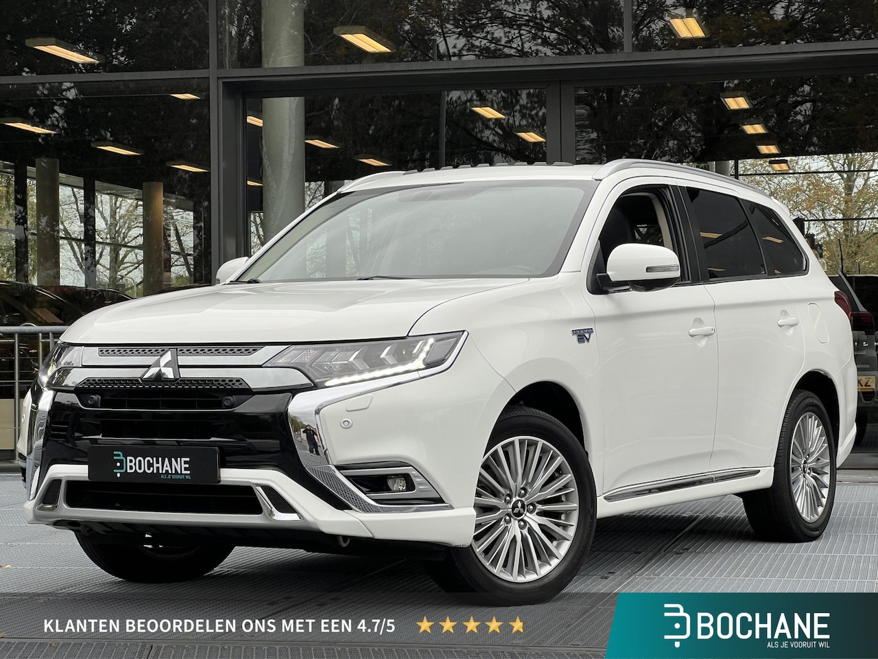 Mitsubishi Outlander - 2.4 PHEV Intense+ | Navigatie | Carplay/Android | Elektrisch Glazen schuif-/kanteldak | - AutoWereld.nl