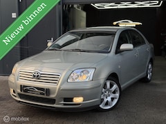 Toyota Avensis - 2.0 VVTi | AUTOMAAT | slechts 95.000 km NAP