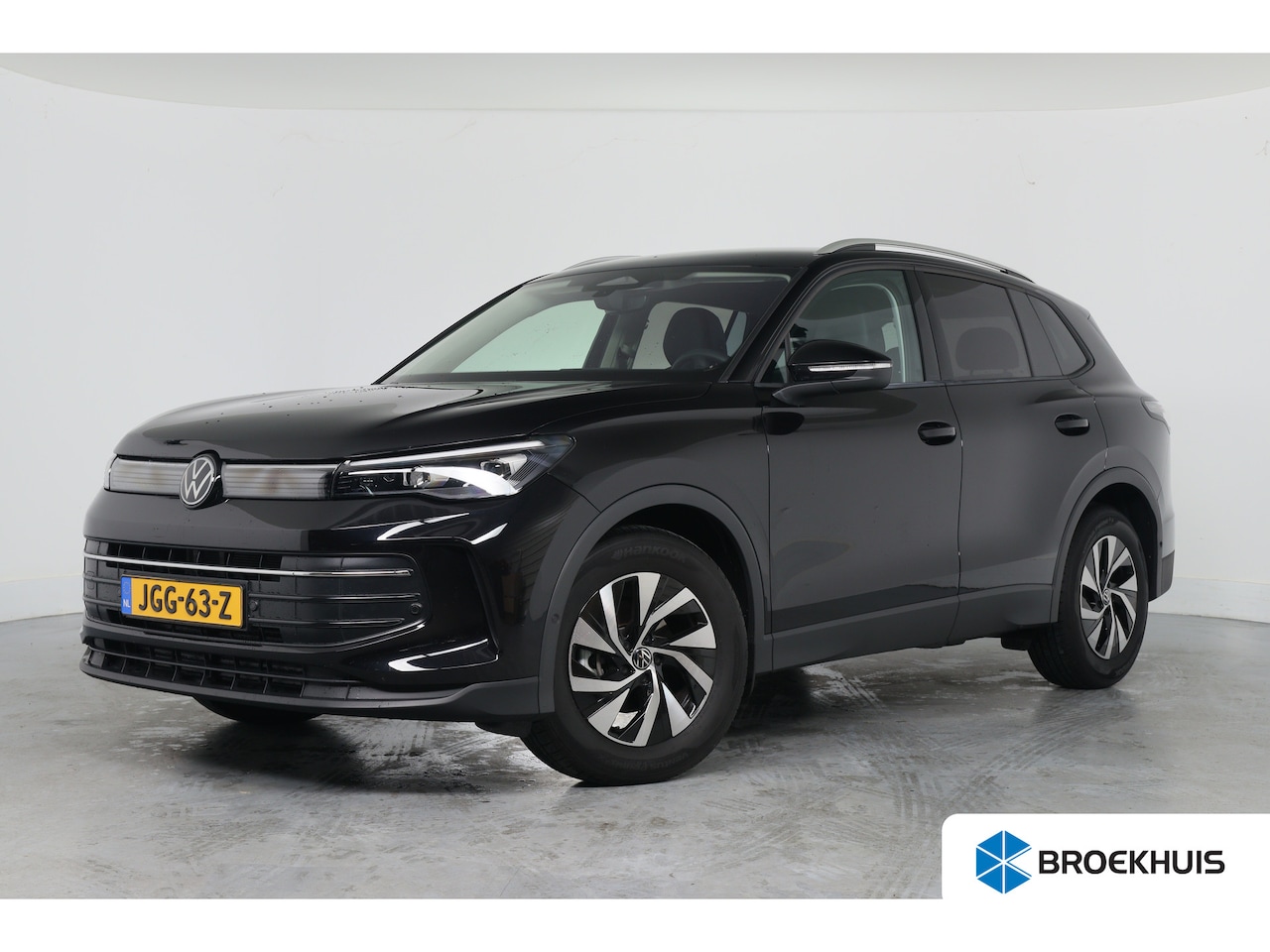Volkswagen Tiguan - 1.5 eTSI Life Edition | 1e Eigenaar! | Trekhaak | Adaptive Cruise | Navi By App | LED | St - AutoWereld.nl