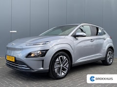 Hyundai Kona Electric - 64 kWh 204pk Pure | LED | Camera | Climate | Carplay | Keyless | Navigatie | 17" Lichtmeta