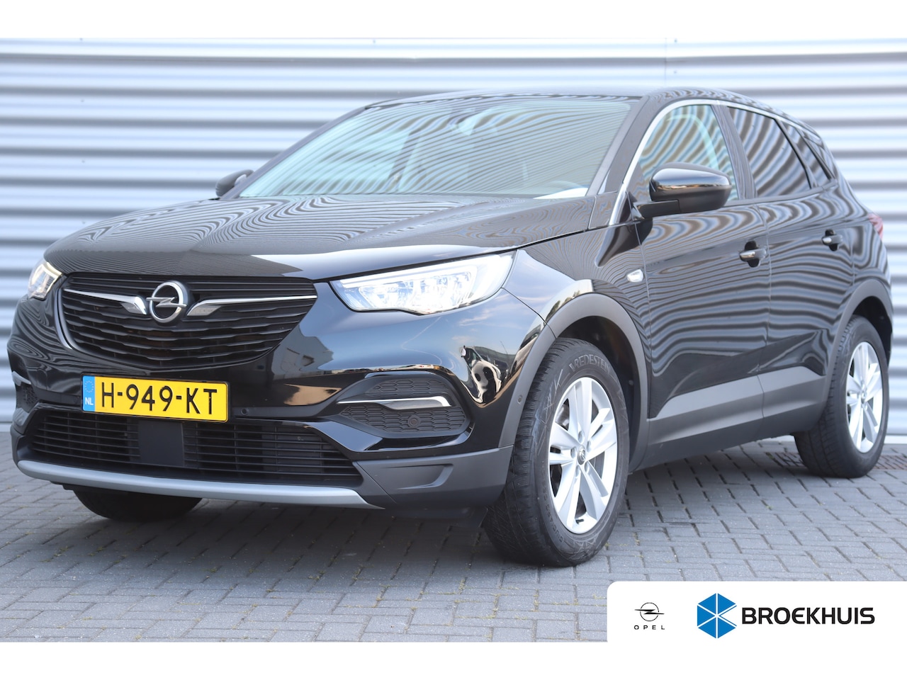 Opel Grandland X - 1.2 TURBO 130PK INNOVATION+ AUTOMAAT / NAVI / LEDER / CLIMA / FULL-LED / PDC / AGR / 17" L - AutoWereld.nl