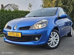 Renault Clio - 1.6-16V Privilège/Airco/ New Apk