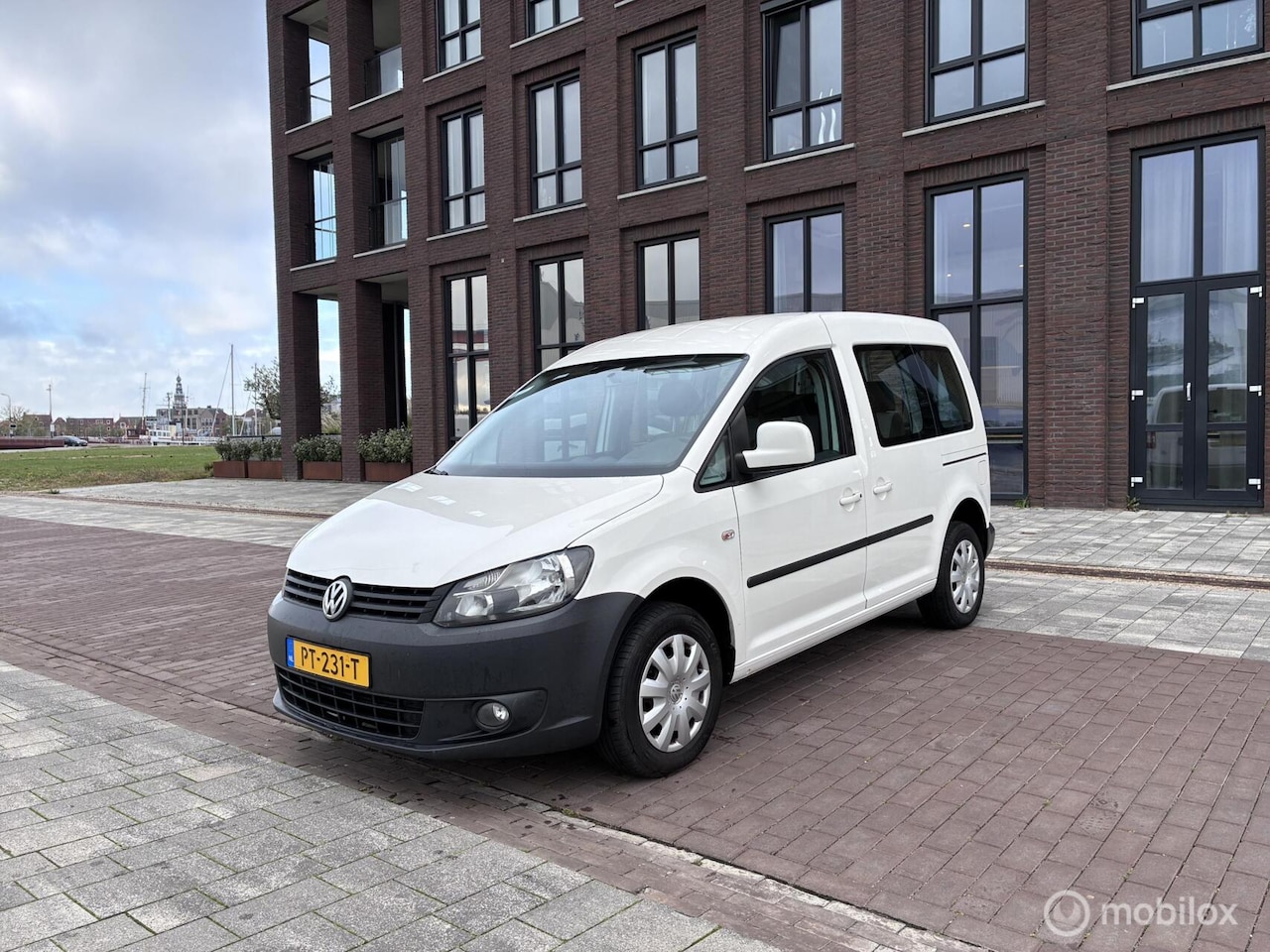 Volkswagen Caddy - Combi 1.6 TDI Bluemotion 5P Airco Cruise - AutoWereld.nl