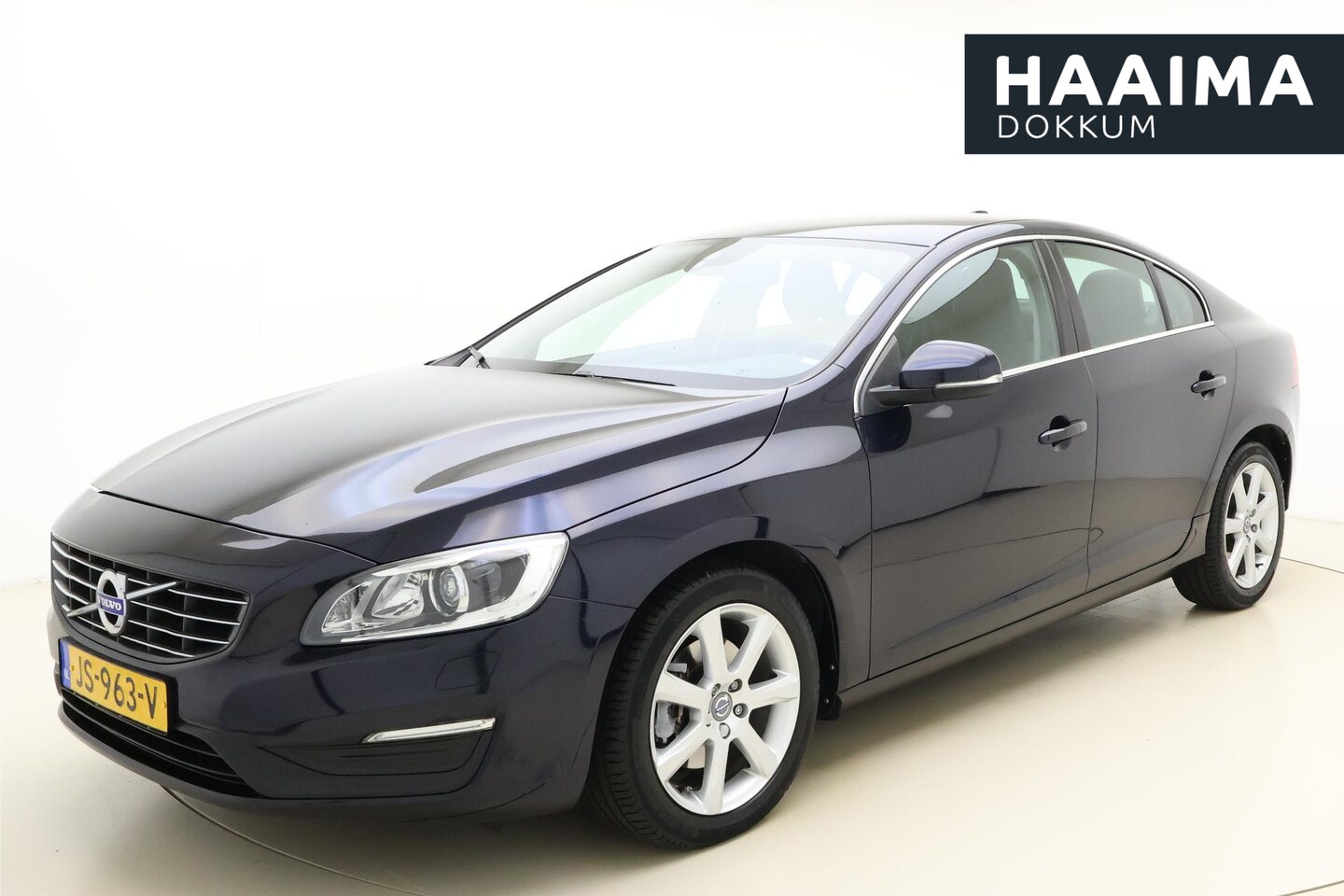 Volvo S60 - 1.5 T2 Kinetic Automaat | Navigatie | Cruise Conrtrol | Leder | Stoelverwarming |  1e Eig. - AutoWereld.nl