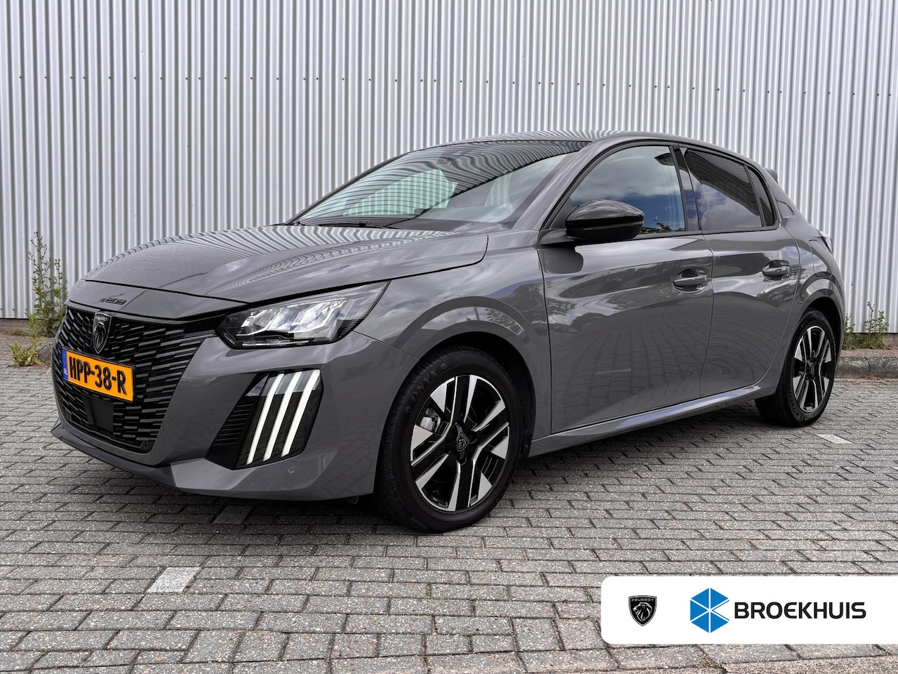 Peugeot 208 - Hybrid 100 PK e-DCS6 Allure | Automaat | Navigatie | Stoelverwarming | Camera | Apple Carp - AutoWereld.nl