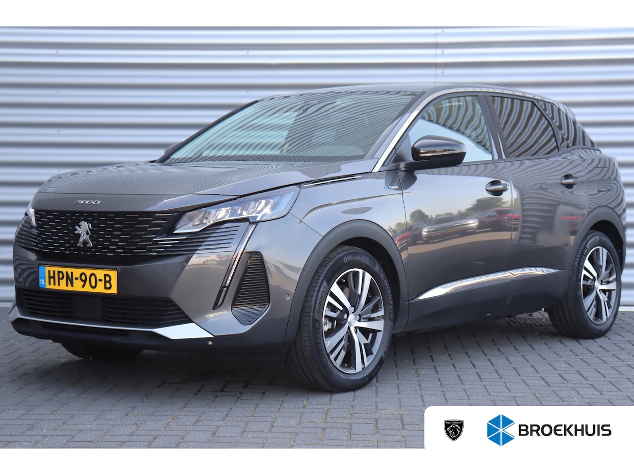 Peugeot 3008 - 1.6 HYBRID 225PK ALLURE PACK AUTOMAAT / NAVI / LEDER / CLIMA / PDC / 18" LMV / CAMERA / KE - AutoWereld.nl