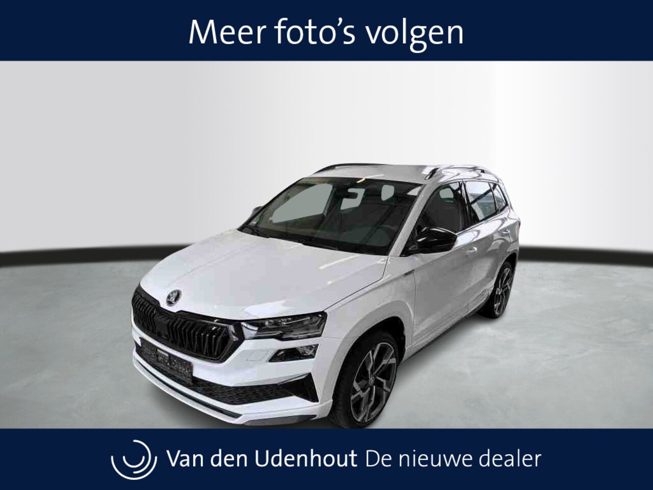 Skoda Karoq - 1.5 TSI 150pk Automaat Sportline / Trekhaak / Adaptive Cruise / 19 inch l.m. - AutoWereld.nl