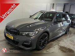 BMW 3-serie Touring - 318i Executive Edition | M-Pakket | Panoramadak | NL-Auto