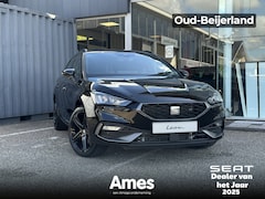 SEAT Leon Sportstourer - 1.5 TSI e-Hybrid 204pk FR Business | Black pack | 18" LM velgen | Sportstoelen