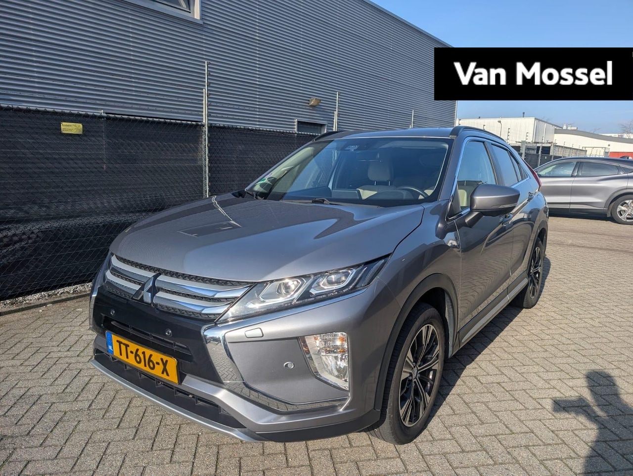 Mitsubishi Eclipse Cross - 1.5 DI-T First Edition | TREKHAAK | KEYLESS | PARKEERSENSOREN | LMV | - AutoWereld.nl