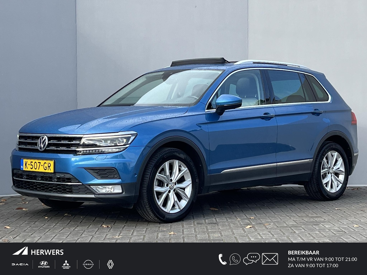 Volkswagen Tiguan - 1.4 TSI ACT Highline / Inklapbare Trekhaak (Trekgewicht 1.800kg) / Elektrisch Glazen Schui - AutoWereld.nl